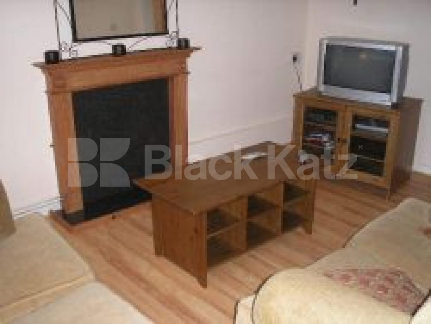 			2 Bedroom, 1 bath, 1 reception Flat			 Boundary Road, ST JOHNS WOOD NW8